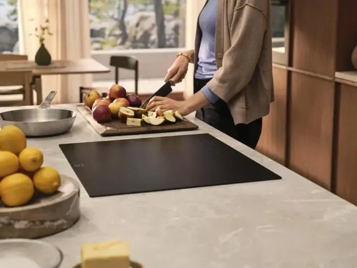 Поверхность индукционная Electrolux EIT 60433CT SaphirMatt SE 500 черный фото