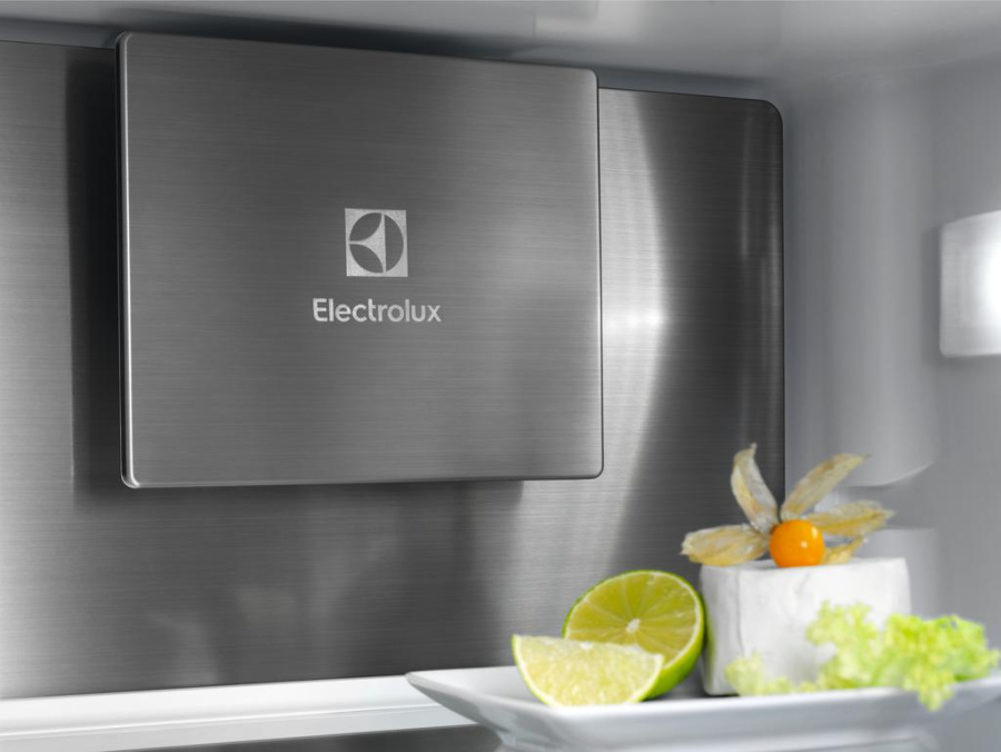Холодильник Electrolux E8MNCD18S 800 TwinTech NoFrost встр. 177 см фото