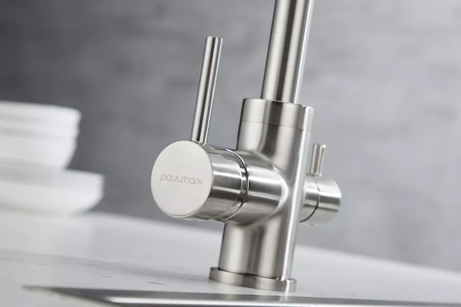 Смеситель Paulmark Essen Es213211-BS брашированная сталь фото