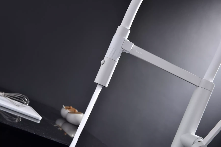 Смеситель Paulmark Leader Le214101-WH белый матовый фото